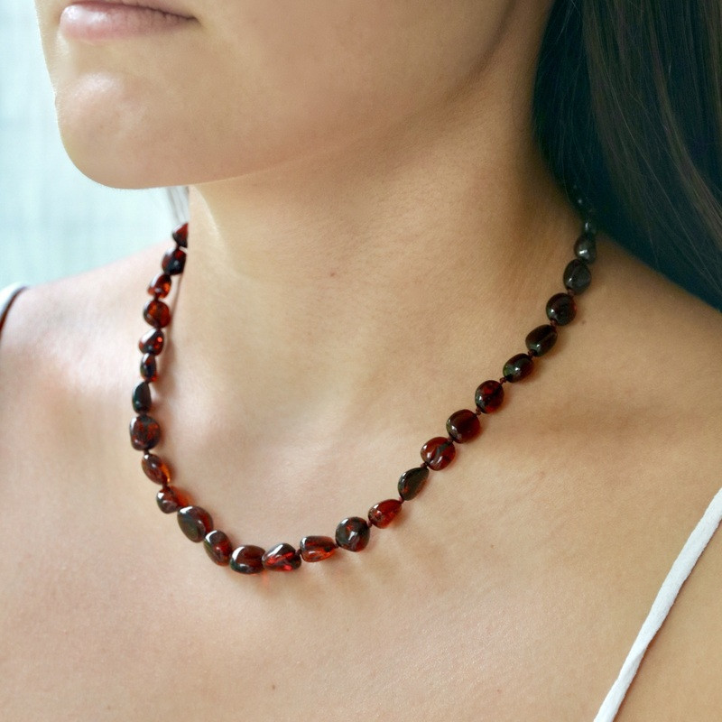 Collana in ambra naturale del Mar Baltico color cognac, oliva, lunghezza 45 cm