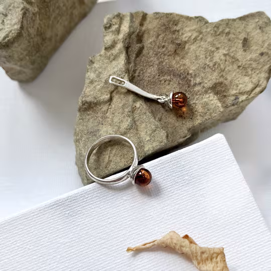 Anillo de ámbar coñac natural del mar Báltico, plata 925