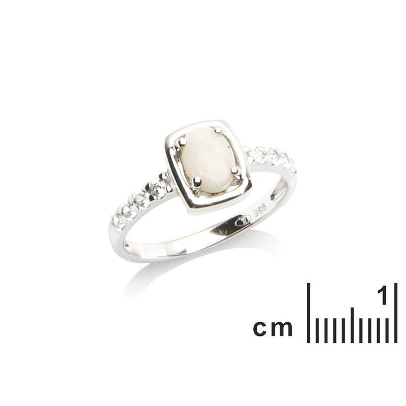 Anello ovale in opale e ossido di zirconio, in argento 925 rodiato