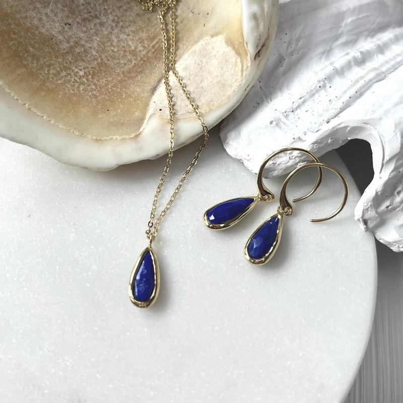Natürlicher blauer Lapislazuli-Tropfenring, in gold 925er Silber