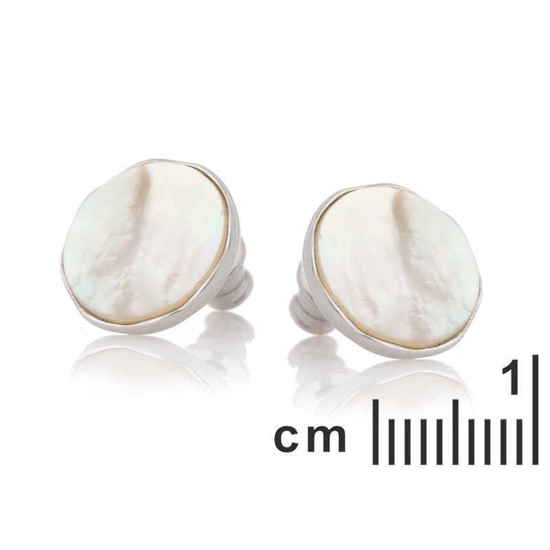 Round natural white mother-of-pearl stud earrings, in rhodium-plated 925 silver