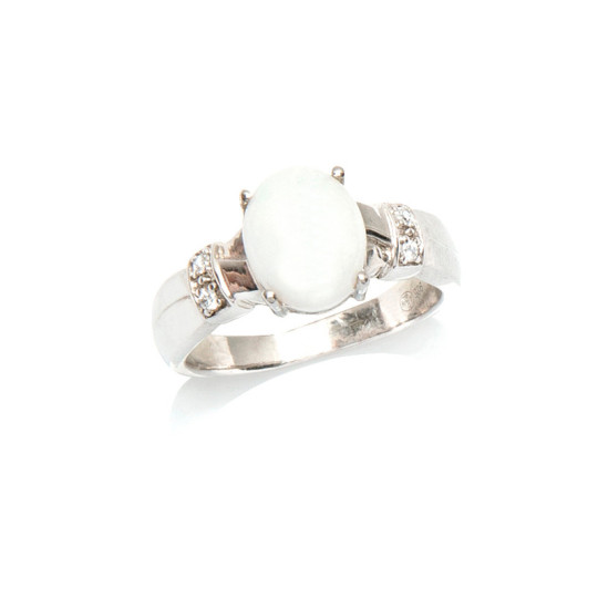 Ovaler Opal- und Zirkonoxidring, in rhodiniertem 925er Silber