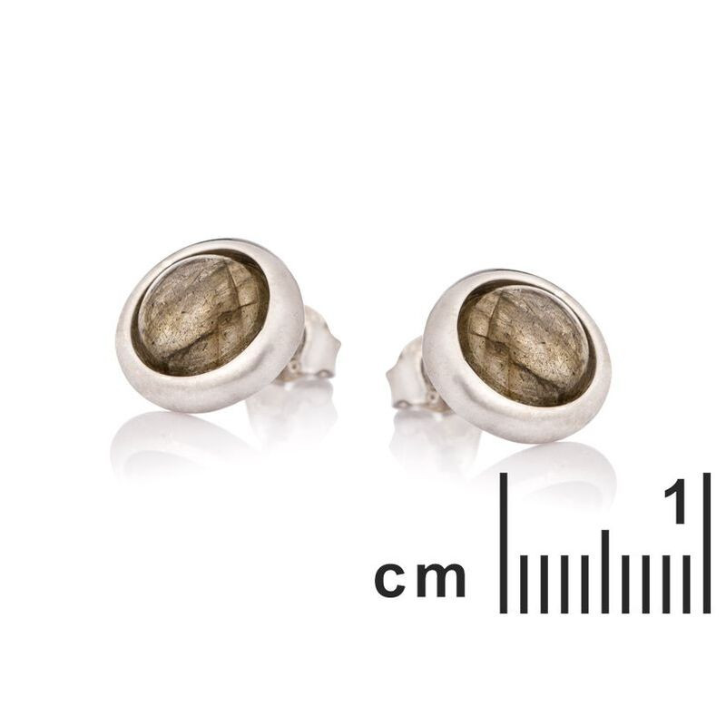 Pendientes redondos de labradorita natural, en plata 925 rodiada.