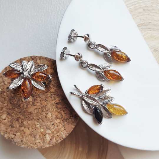 Boucles d'oreilles pendantes en ambre cognac , en argent 925 rhodié