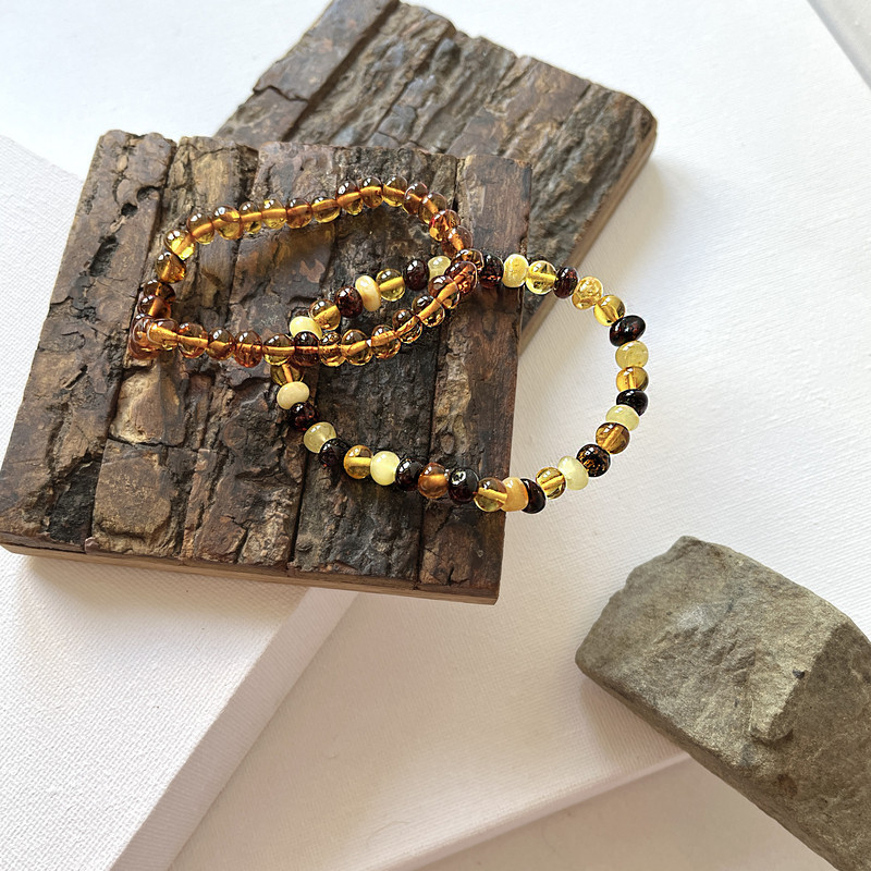 Pulsera de ámbar báltico natural color coñac barroco, longitud 18-19 cm