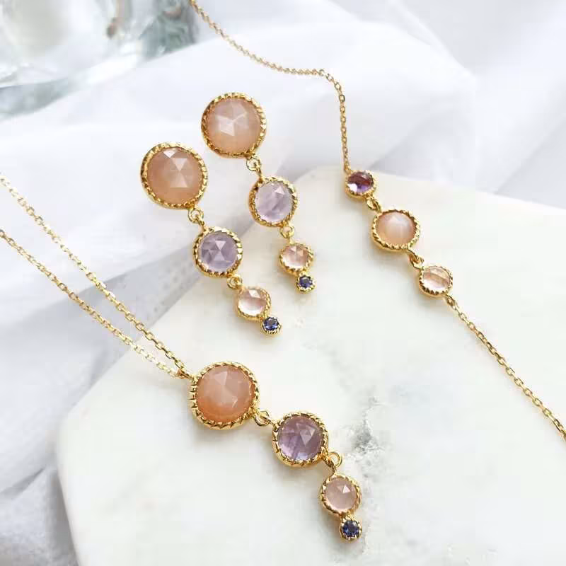 gold und Natursteine