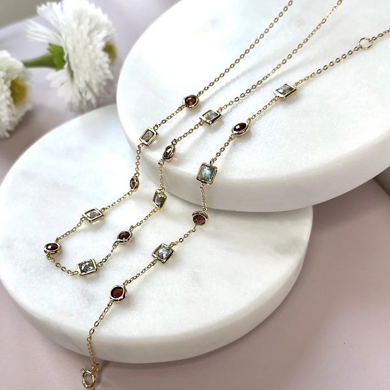 Gioielli multi-pietra