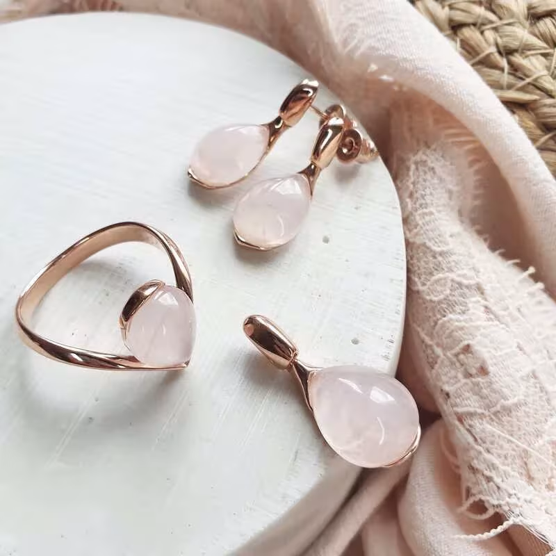 Quartz jewelry