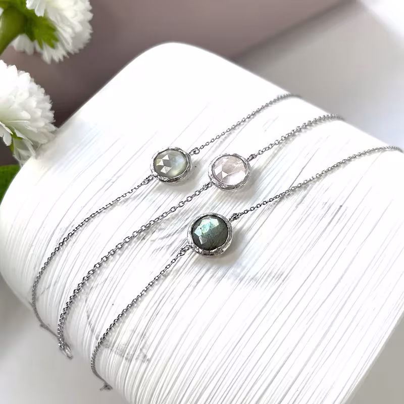 Bracelets en pierre de lune