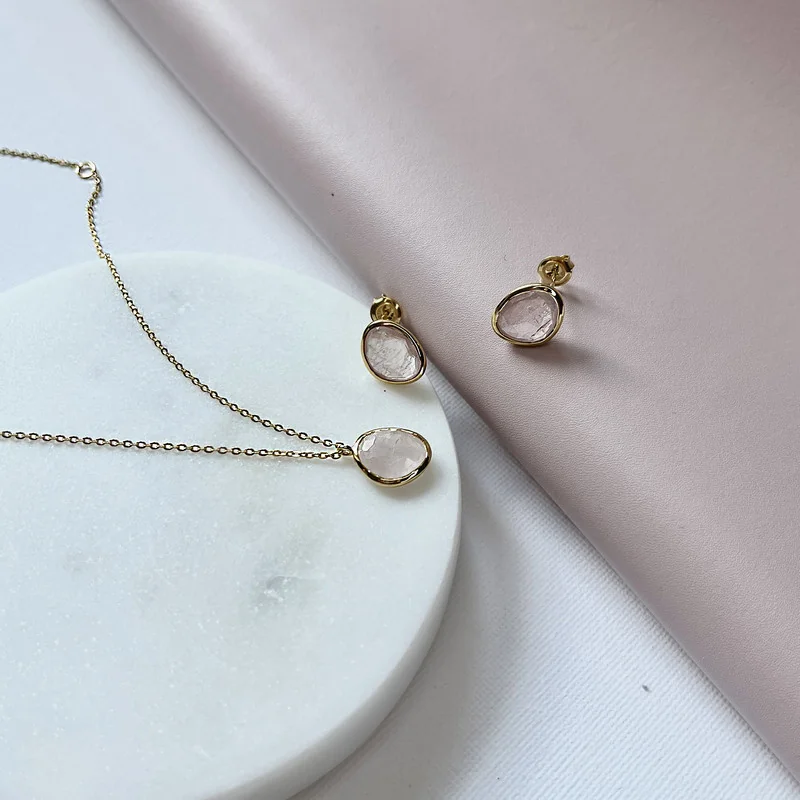 Joyas de cuarzo rosa